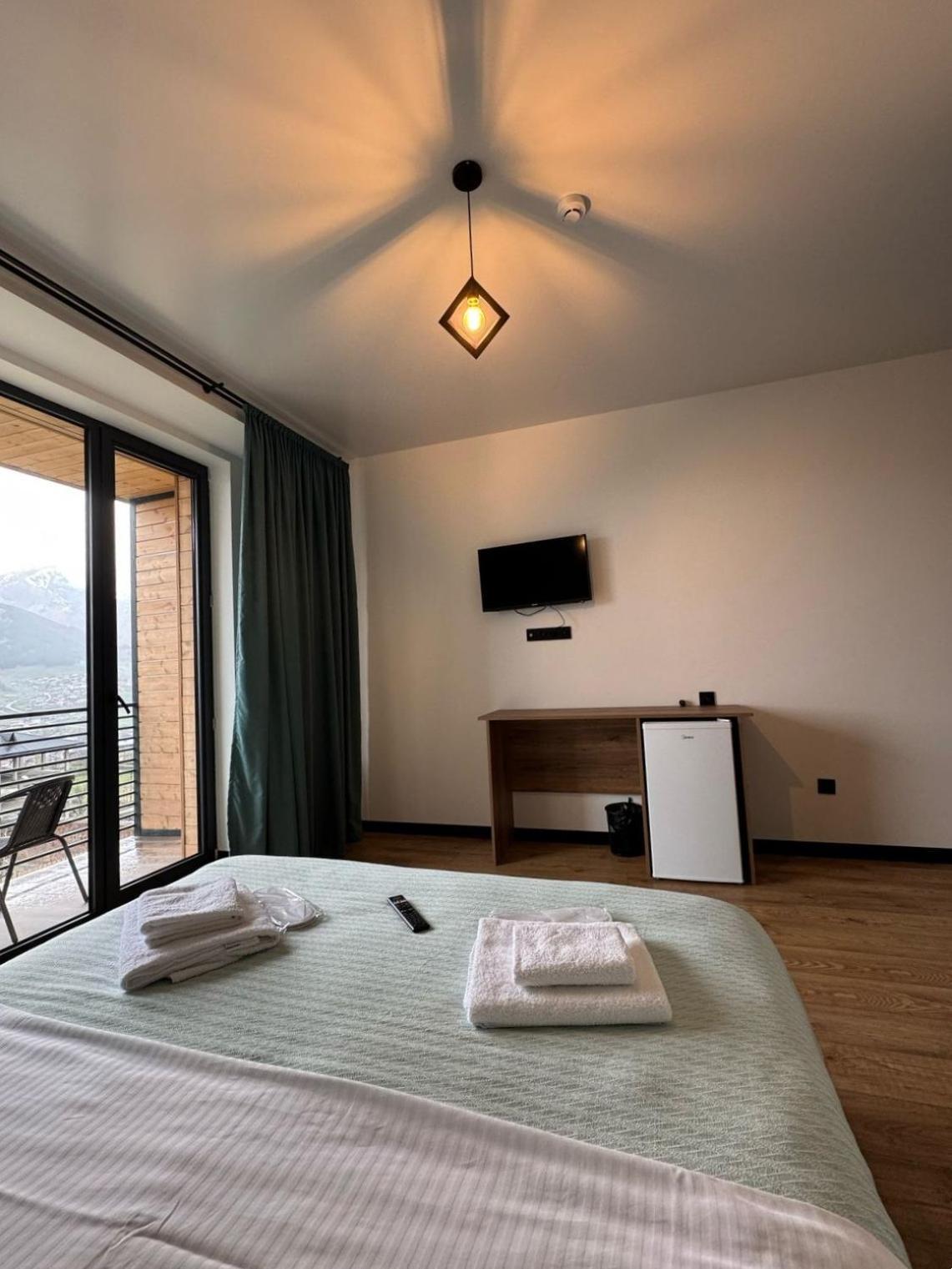 Kazbegi Hotel Grand View Eksteriør billede