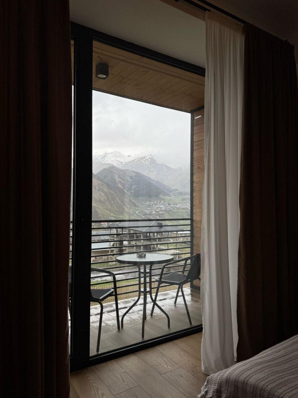 Kazbegi Hotel Grand View Eksteriør billede